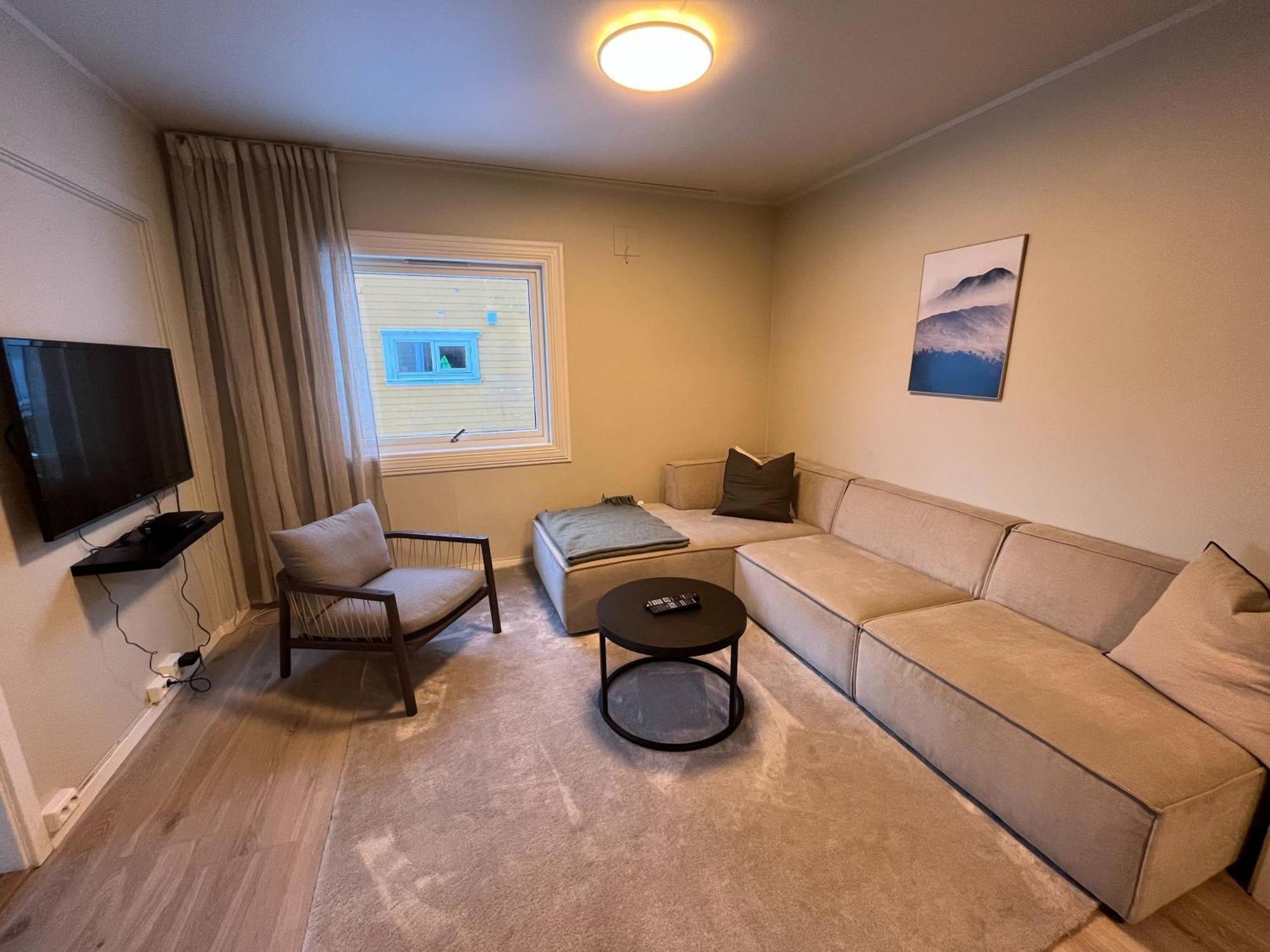 Enter Backpack Apartments Tromsø Dış mekan fotoğraf