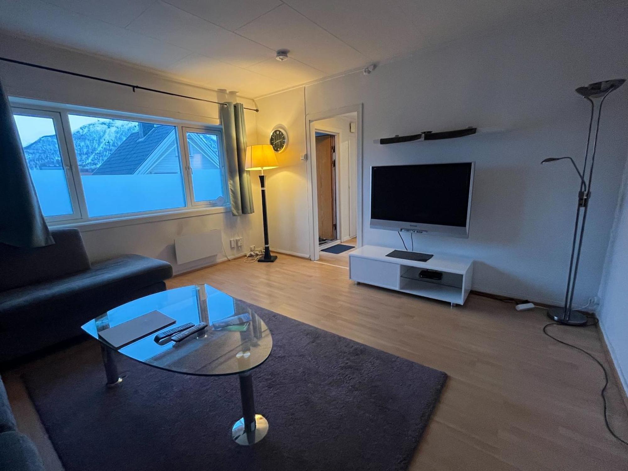 Enter Backpack Apartments Tromsø Dış mekan fotoğraf
