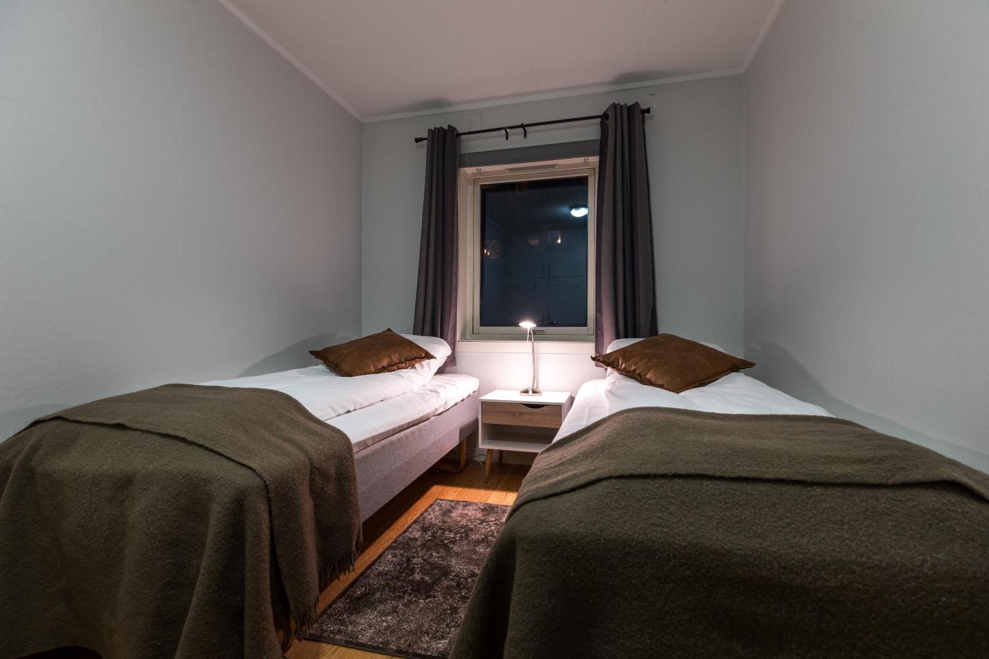 Enter Backpack Apartments Tromsø Dış mekan fotoğraf