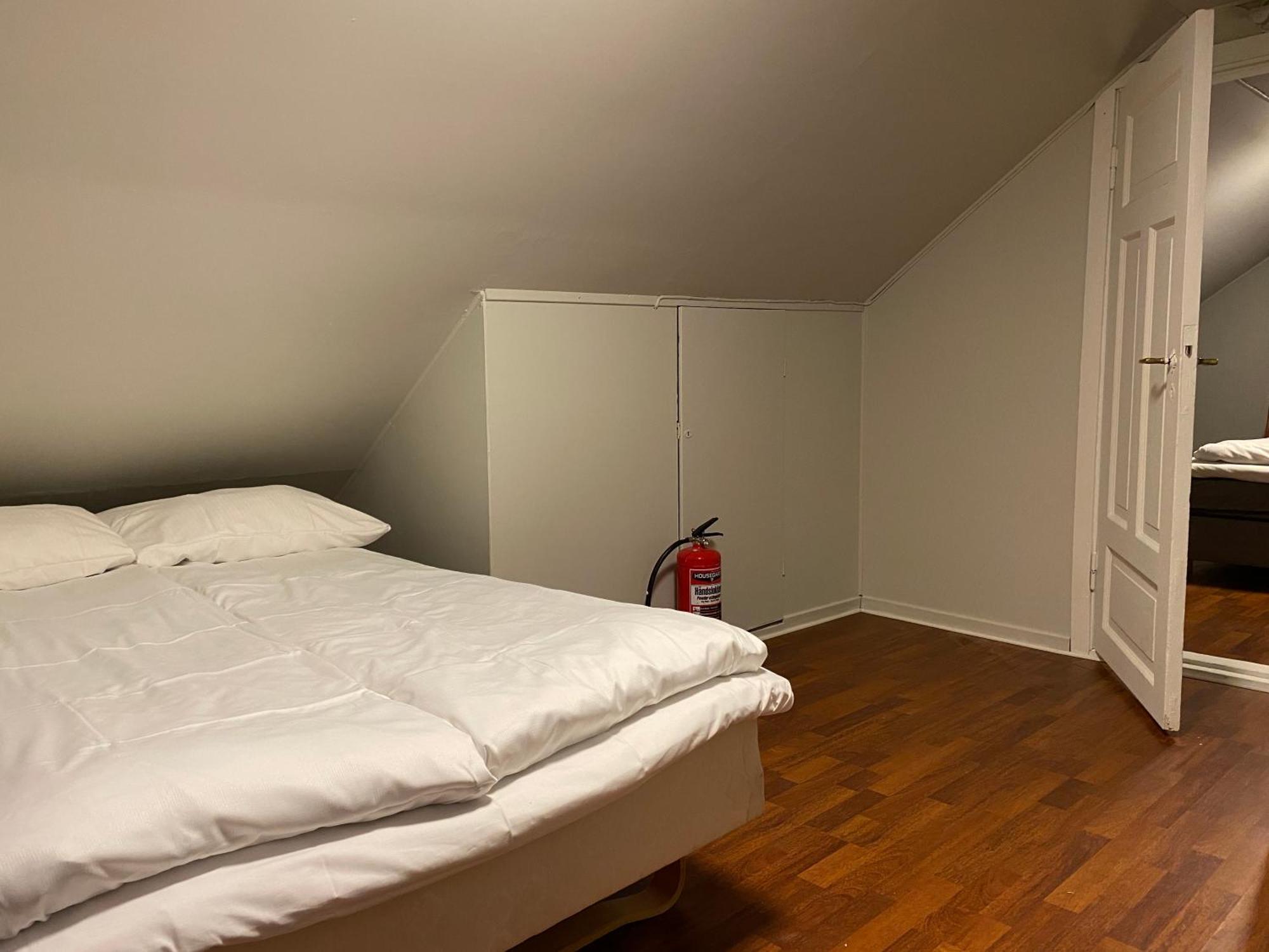 Enter Backpack Apartments Tromsø Dış mekan fotoğraf